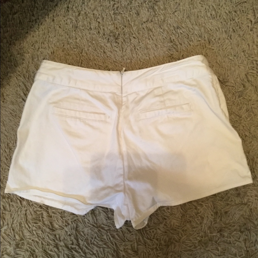 Aritzia envelope skort - Picture 3 of 3